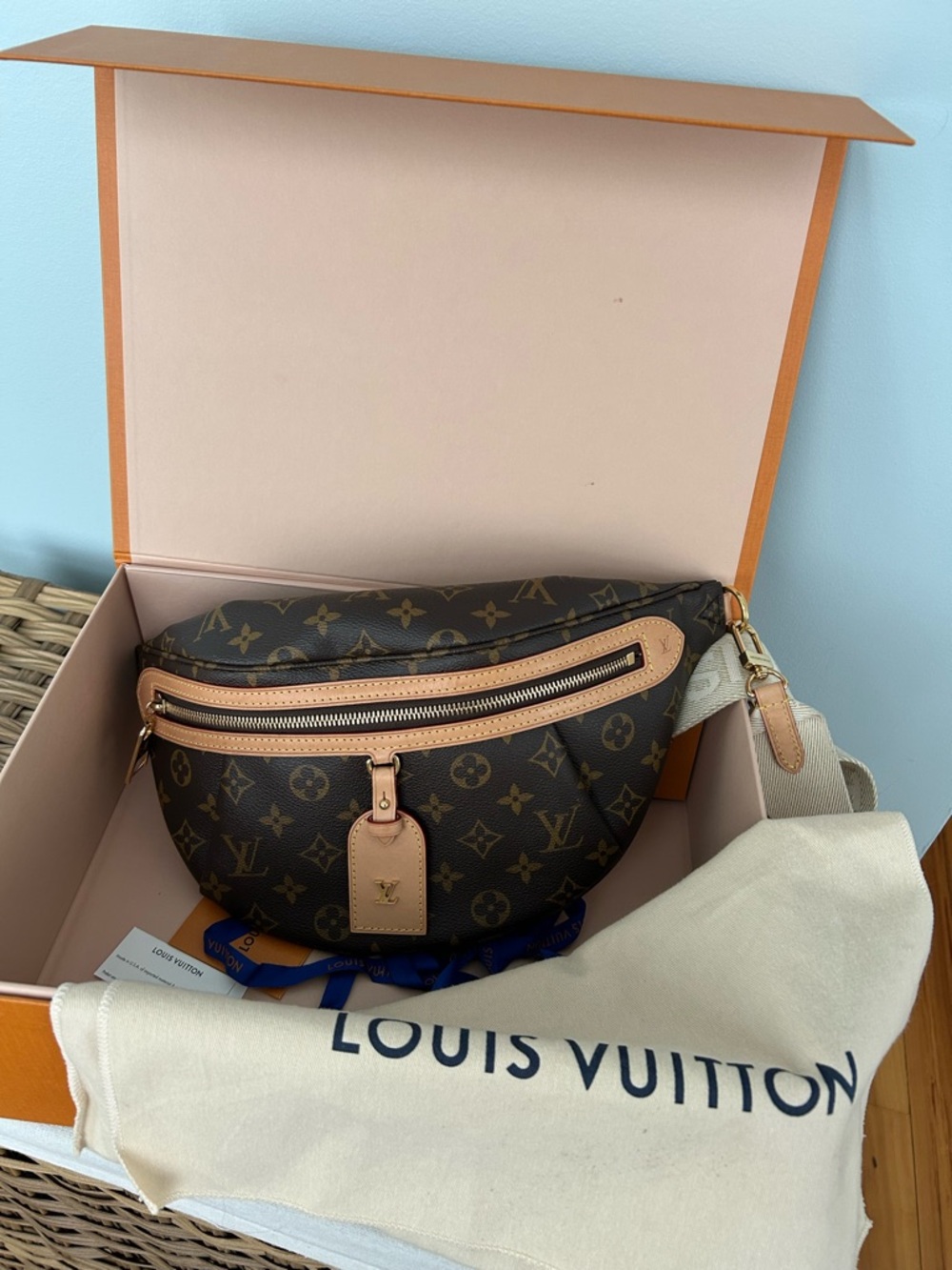 LOUIS VUITTON | High Rise Monogram Crossbody Bumbag with Ivory Branded Strap - Picture 17 of 17